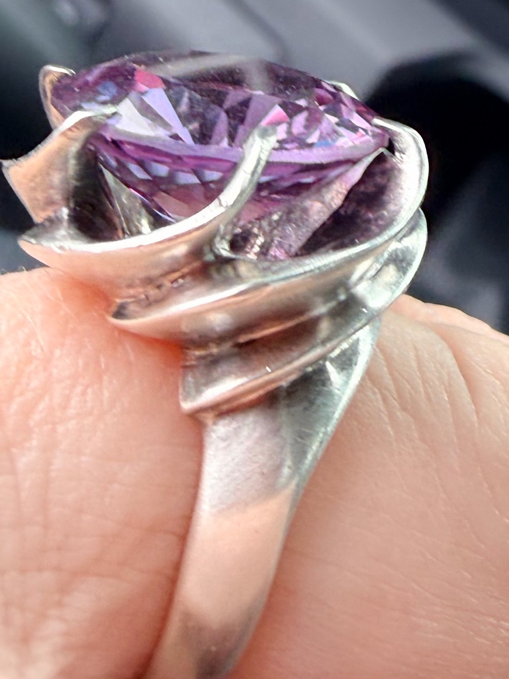 Sterling Silver colorchanging sapphire/Amethyst giant Statement Ring purple/blue